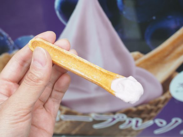 ミニストップ「食べるスプーン」ソフトクリーム