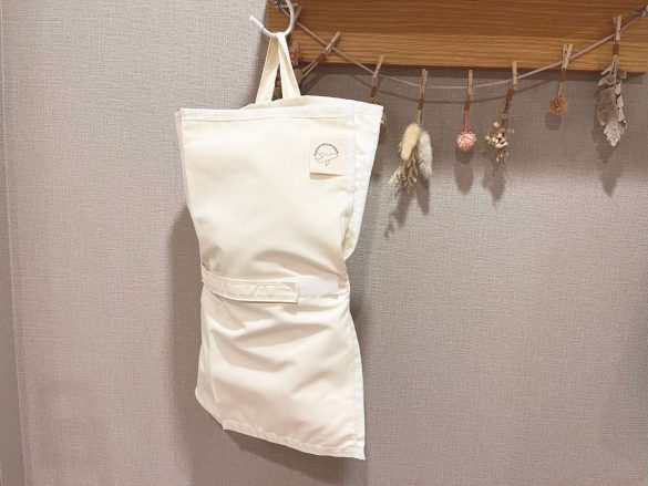 フックなどに吊り下げる