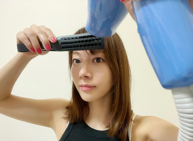 ヘアトングブラシ