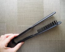 ヘアトングブラシ
