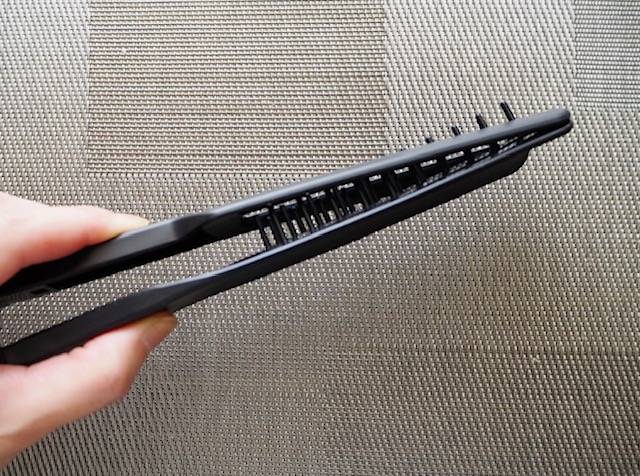 ヘアトングブラシ