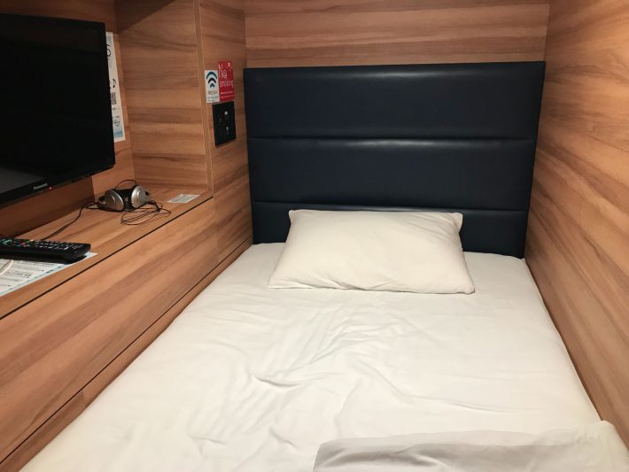 カプセルルーム