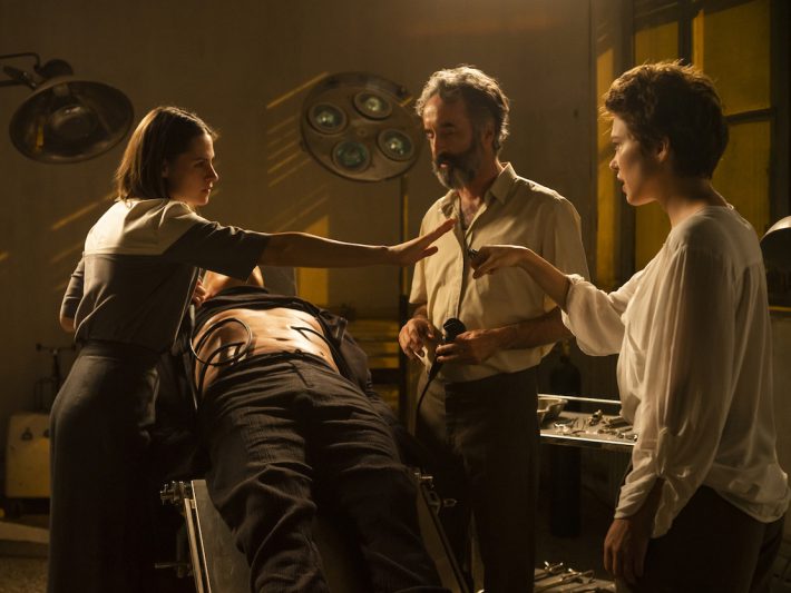 『クライムズ・オブ・ザ・フューチャー』