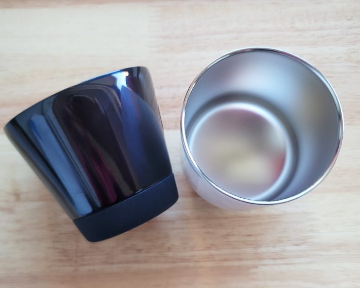 保温保冷水筒でおなじみの真空断熱構造ステンレス容器