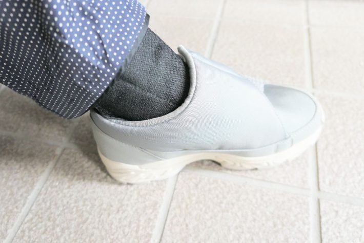 ８１０sのスニーカー「UNIVE　ユニーヴ」