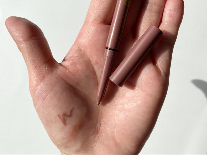 セザンヌ ジェルライナー