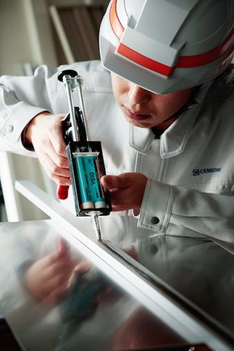 セメダインさんの「働く人の手元」