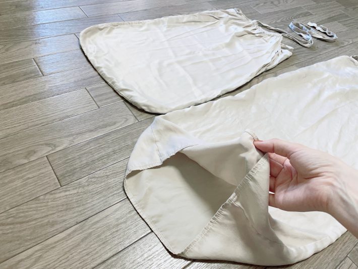 封筒型（奥）と筒型（手前）の違い