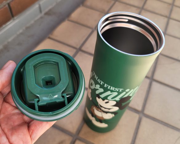 念願のミッキーボトル