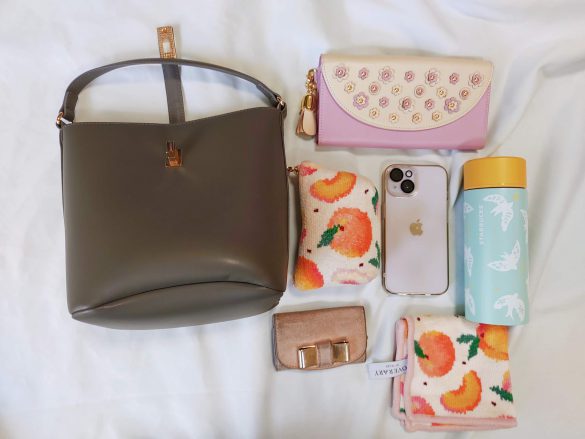 H＆M「クロスボディバッグ」