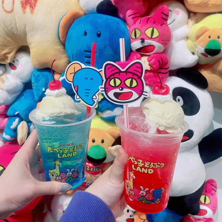 たべっ子どうぶつLANDでの写真 画像提供：@okiarichan27