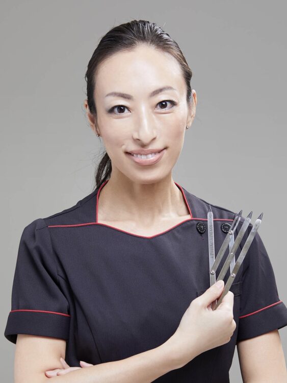 小川　奈津希先生