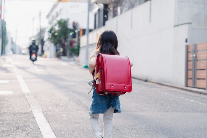 小学生の登校風景