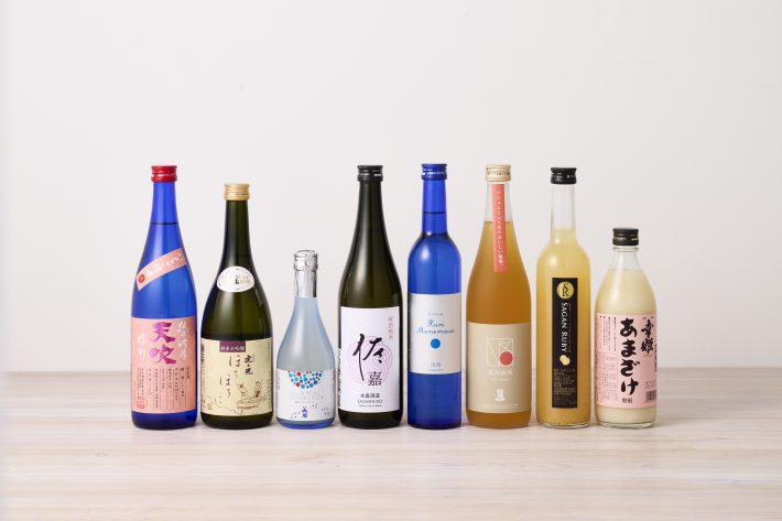 左から、天吹 純米吟醸 いちご酵母生（天吹酒造）、純米大吟醸　ほろほろに（井手酒造）、聚楽太閤　純米スパークリング（鳴滝酒造）、佐嘉　特別純米（佐嘉酒造）、Ruri Munemasa（宗政酒造）、プリュム（南高梅）（松浦一酒造）、さがんルビーのお酒（小松酒造）、あまざけ（幸姫酒造）