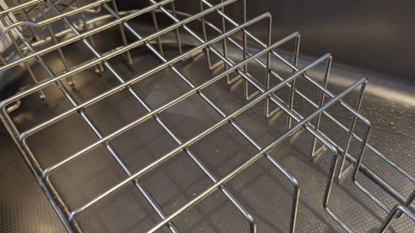 水垢が気になる水切りカゴもピカピカ