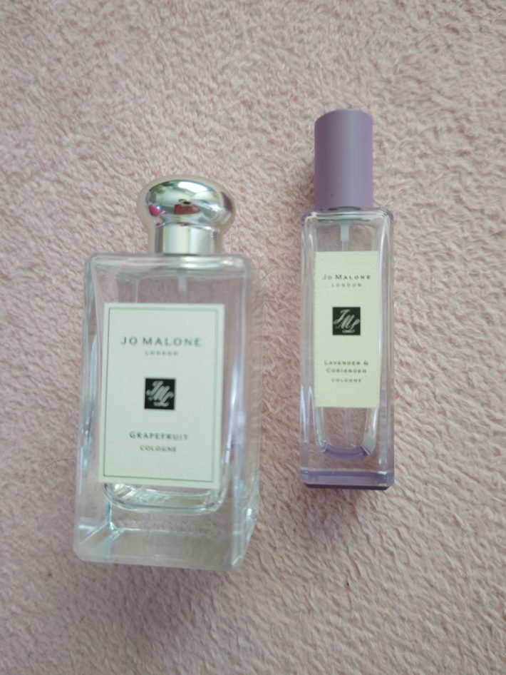 篠井さんが実際にメルカリで購入した香水