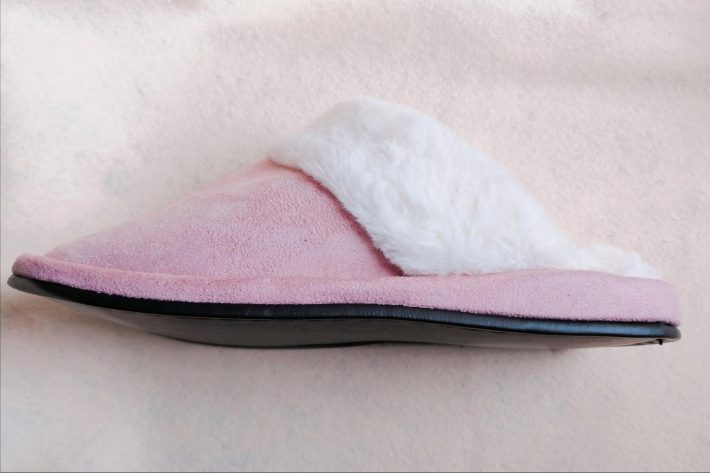 ニトリルームシューズ