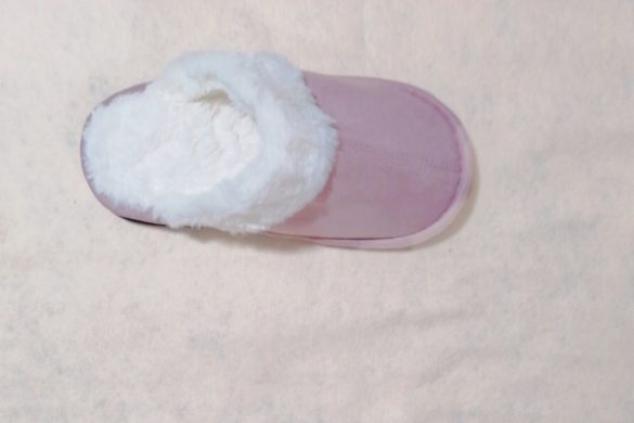 ニトリルームシューズ