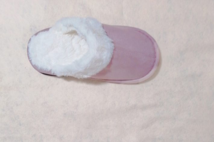 ニトリルームシューズ