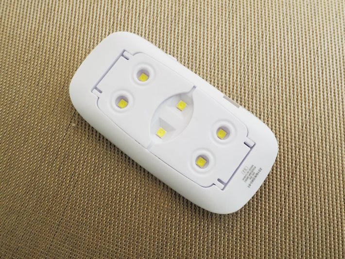 3coins_uvlednaillight_240117