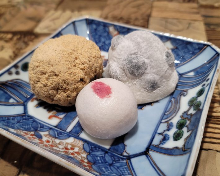 豆大福、まんじゅう、おはぎを買ってきてもらえる日は特に嬉しかった記憶があります