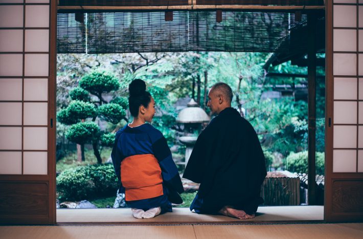 日本家屋と男女