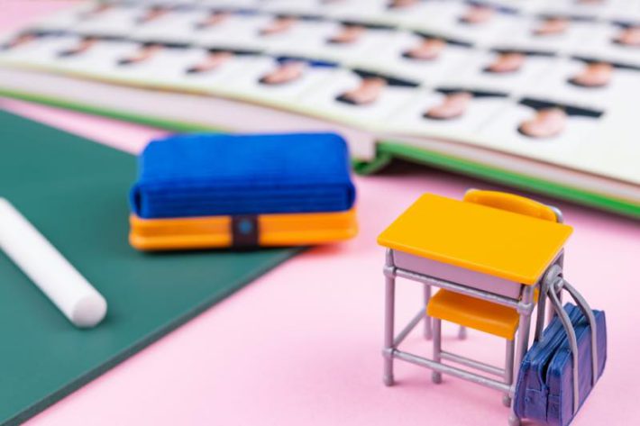 地方40代独身女性202402