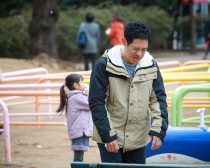 『離婚しない男―サレ夫と悪嫁の騙し愛―』6話より© テレビ朝日