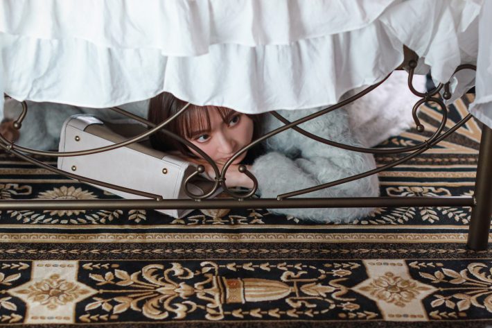 『離婚しない男―サレ夫と悪嫁の騙し愛―』6話より© テレビ朝日