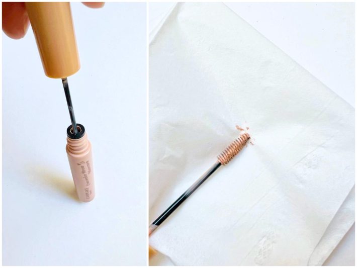 事前にティッシュで軽く拭き取る