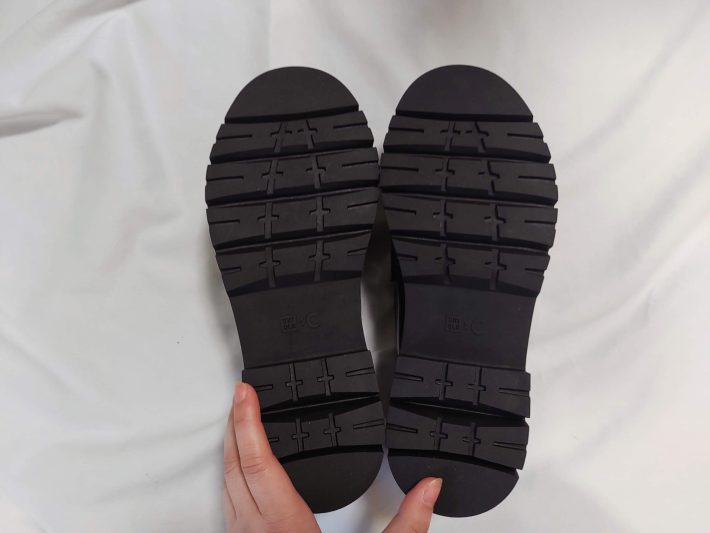 ユニクロ「コンフィールタッチローファー」