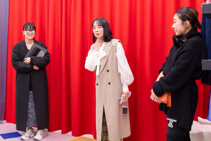 コーデ選びに悩む筆者