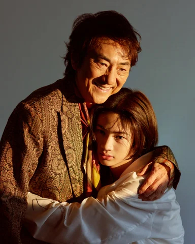 ©NYLON JAPAN(左:市村正親 右:市村優汰) ※株式会社ホリプロ プレスリリースより