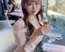 山崎もえ（@mmmmnyan23）さん