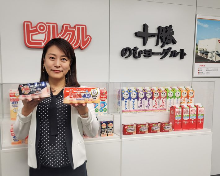 日清ヨーク（株）マーケティング部 部長の犬飼 美穂子さん