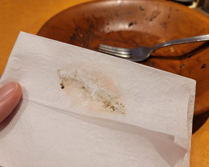 完食後に口を拭いてみましたが、このレベルは許容できますか？