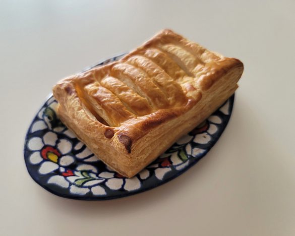 「ごろっとりんごのアップルパイ（290円）」