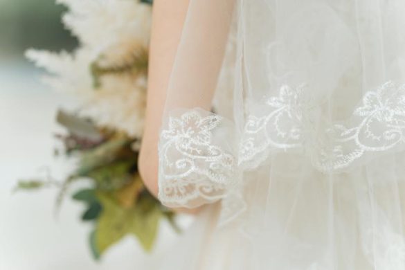 地方40代独身女性202403