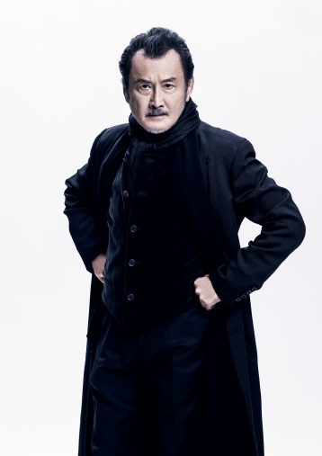 吉田鋼太郎 演出・クローディアス役