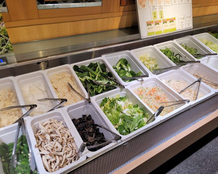 野菜がずらりと20種類以上そろっている様子