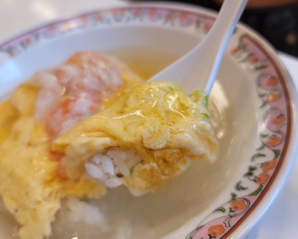 滑らか、ふわふわ。アツアツなのにやさしい味わいです