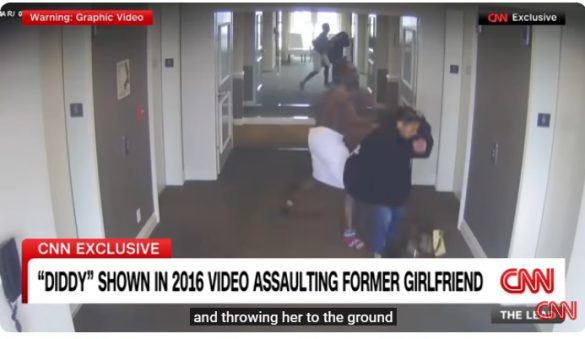 コムズが当時の恋人ベンチュラに暴行する映像