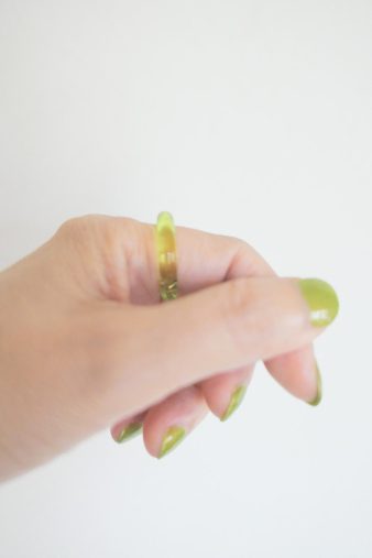 「moku」のガラスのリング