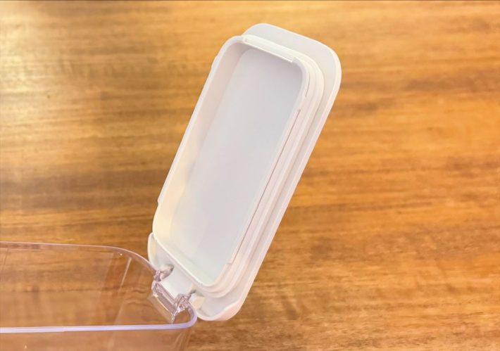 フタにはパッキンが付いている