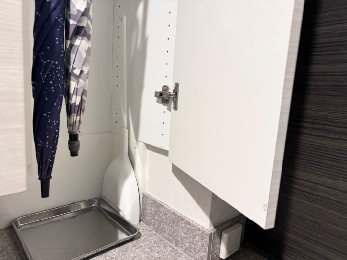 奥行きが約5.3cmとスリムで場所を取らない