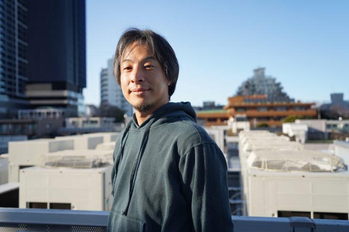 『世界の果てに、東出・ひろゆき置いてきた』