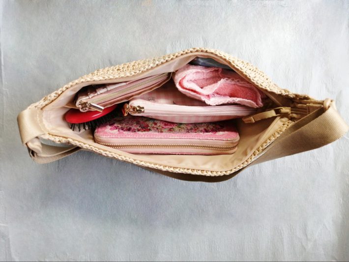 ラウンドミニクロシェバッグ