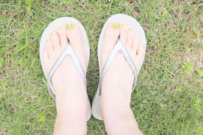 ビーチサンダルは夏の常備靴