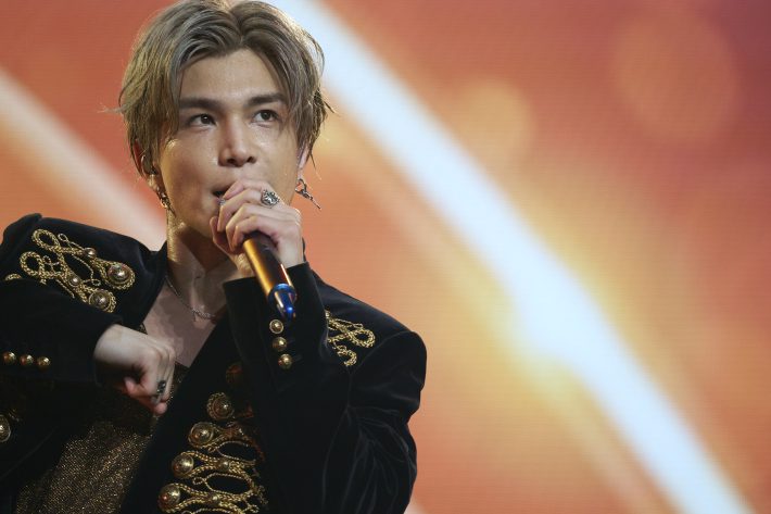 岩田剛典、ソロ初のアリーナツアー『Takanori Iwata LIVE TOUR 2024“ARTLESS”』にて