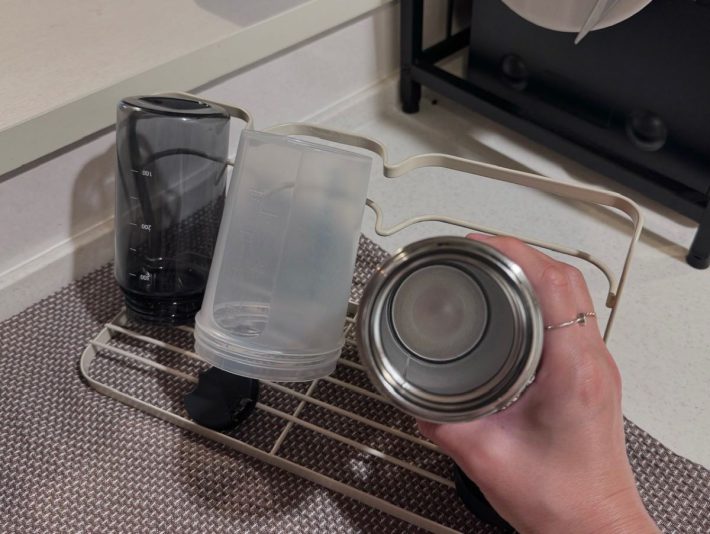 翌朝6時にはすっきり乾いていたボトル